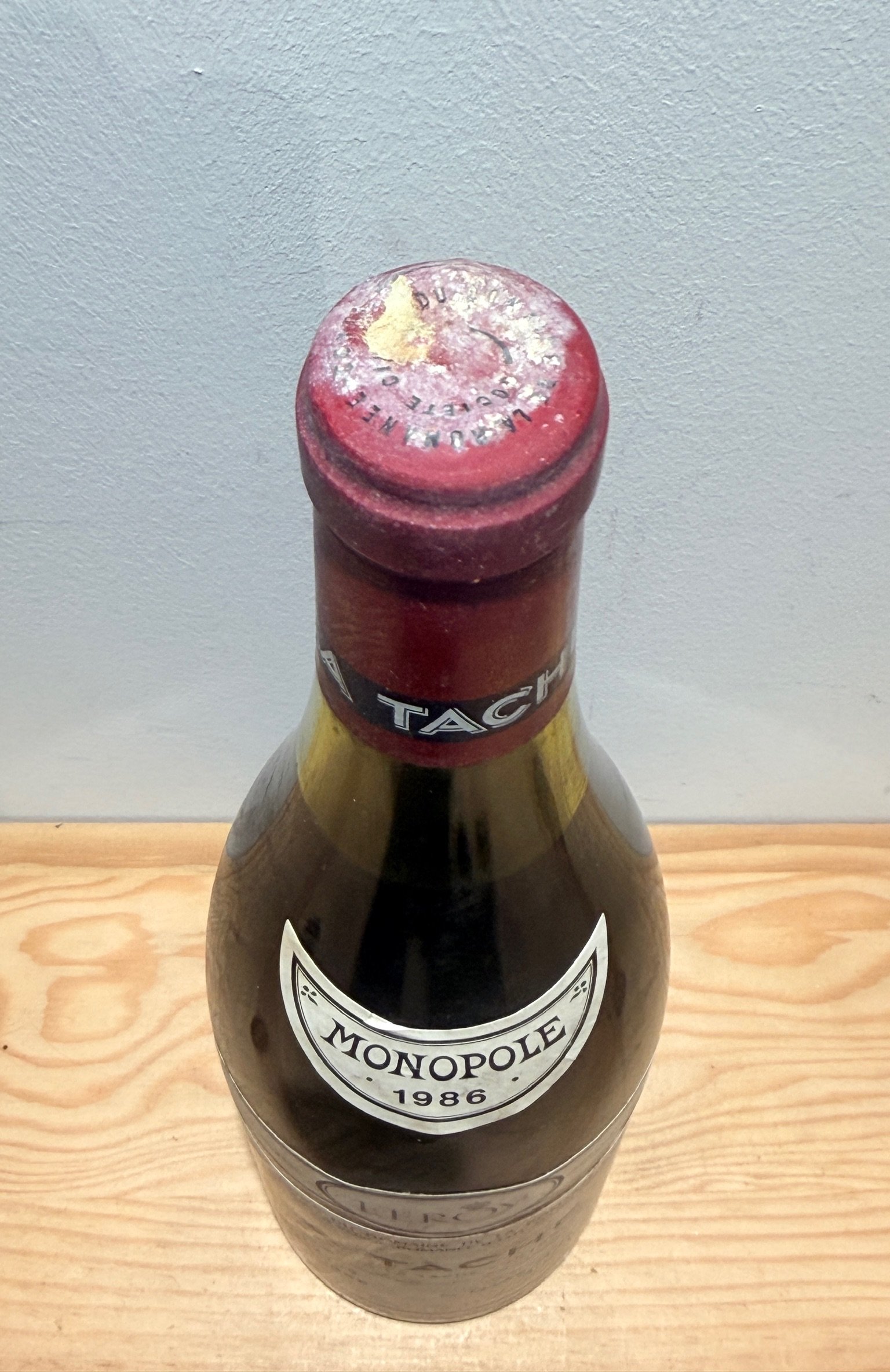 Domaine-De-La-Romanée-Conti La Tache Grand Cru 1986 – Image 2